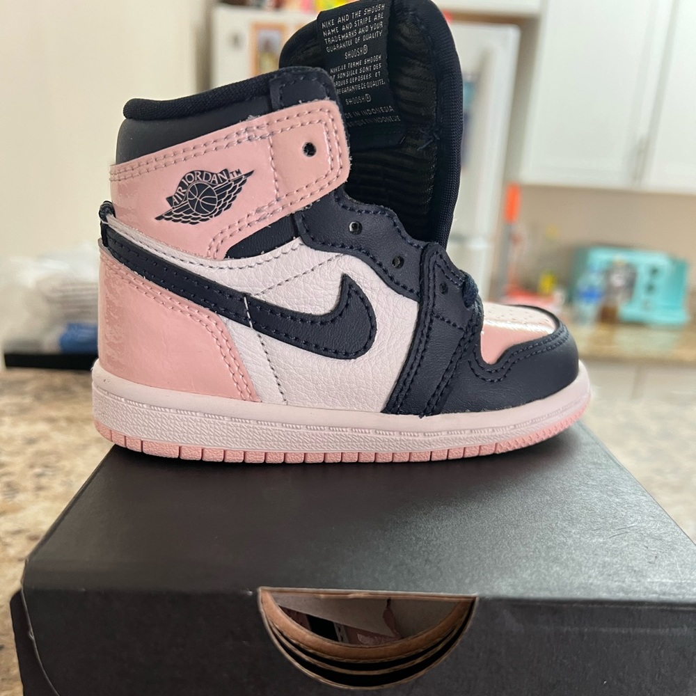 Kids shoes